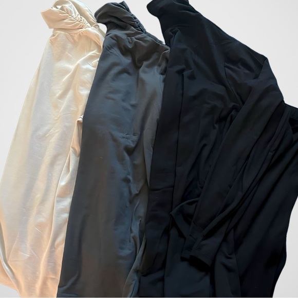 Black Women's Microfiber Set - Picture 3 of 5